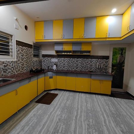 Yellow House Mysore Exterior photo