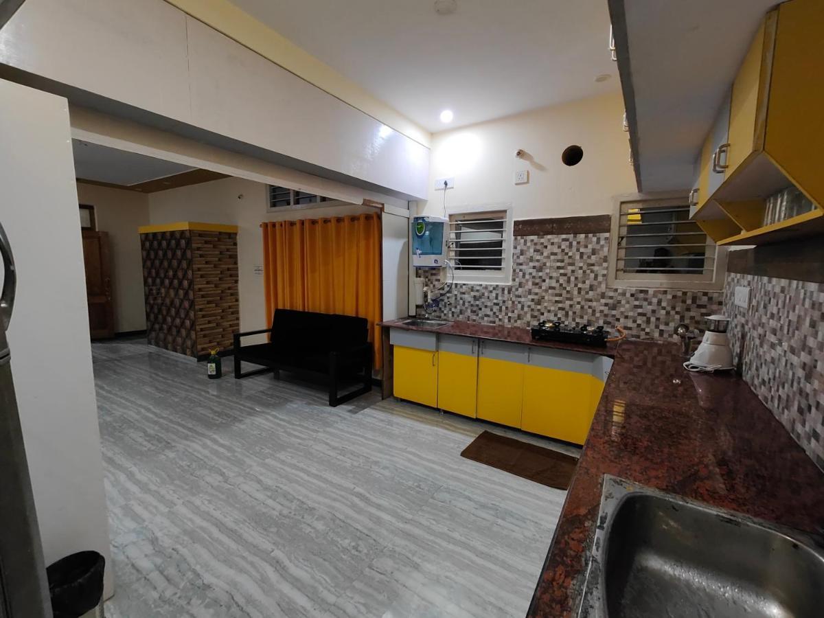 Yellow House Mysore Exterior photo